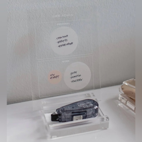 Mini Acrylic Board + Markers Bundle - Picture 1 of 6